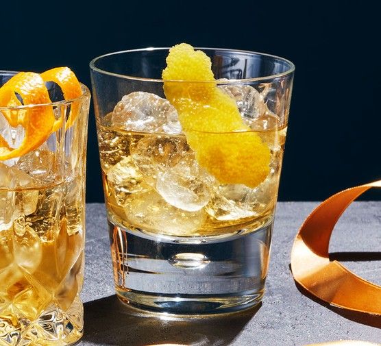 Vodka a Těsto: Křehká Textura U Smaženého Těsta